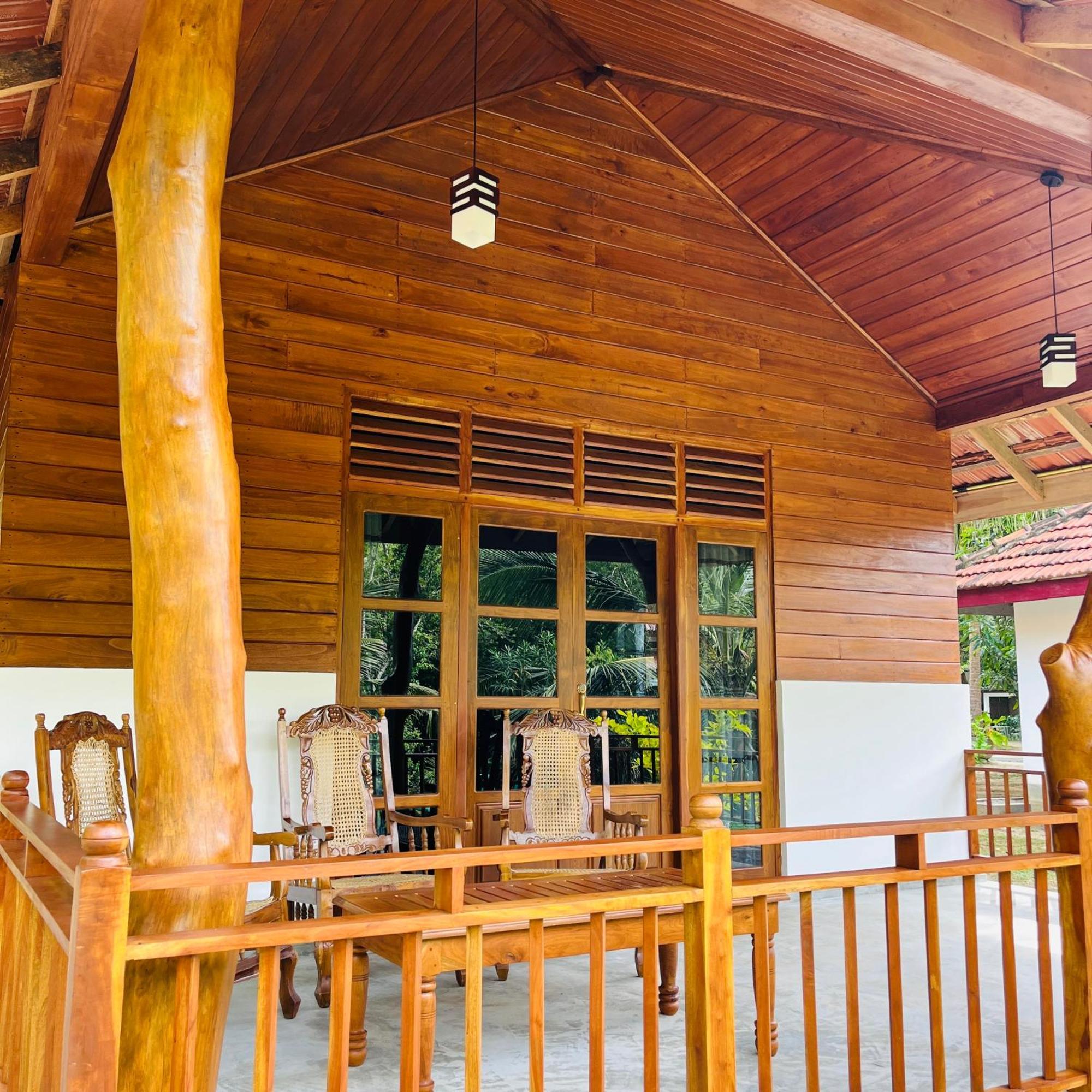 Hanguk Lanka Lagoon Villa Tangalle Esterno foto
