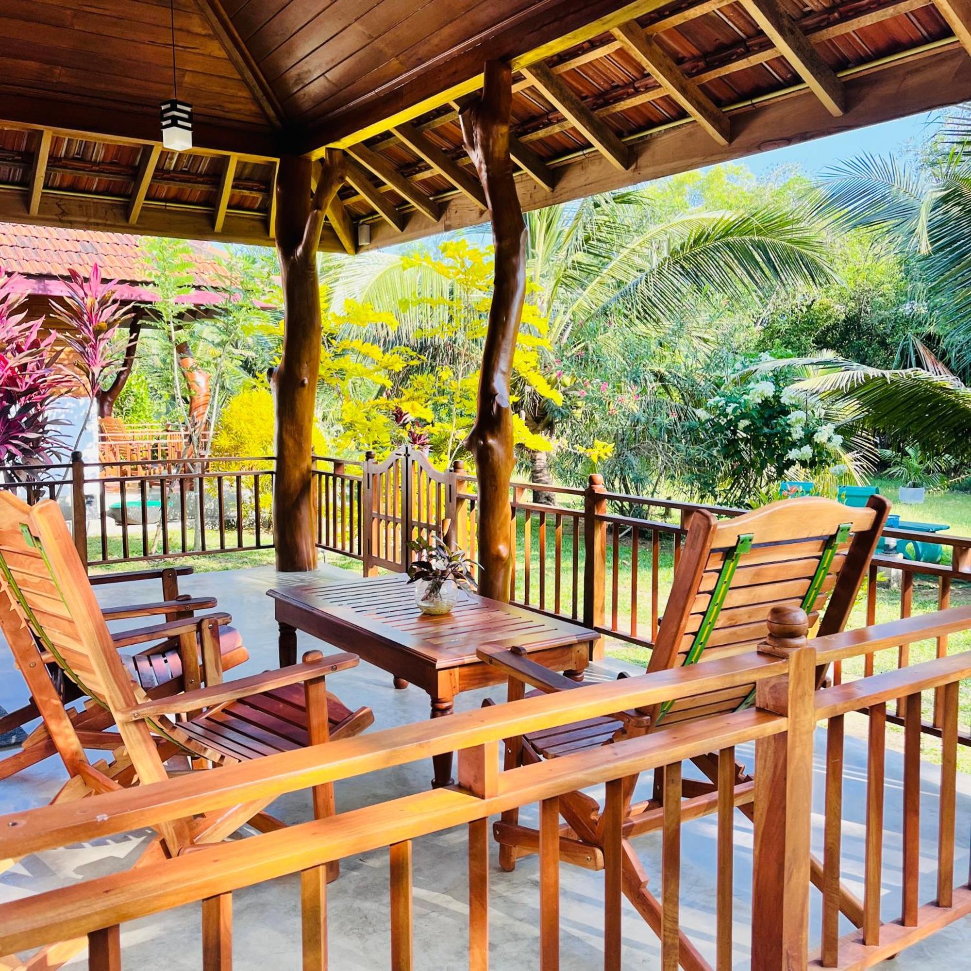 Hanguk Lanka Lagoon Villa Tangalle Esterno foto